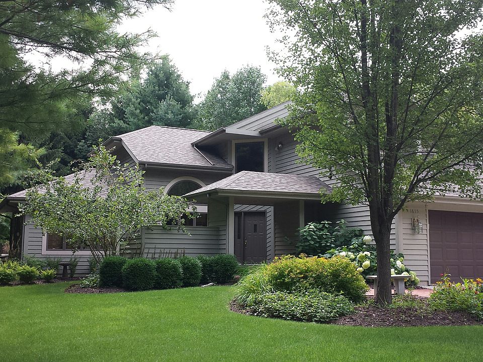 1st image of 1615 Woodside Ln