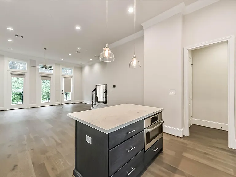 5308 S Capitol St — Photo 15