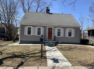 96 Standish St, Worcester, MA 01604