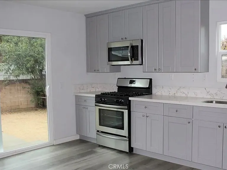 7009 Claire Ave — Photo 4