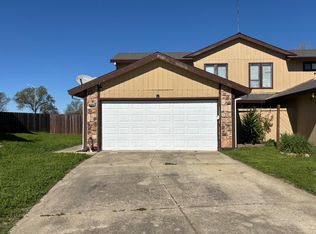 9328 Aizenberg Cir, Elk Grove, CA