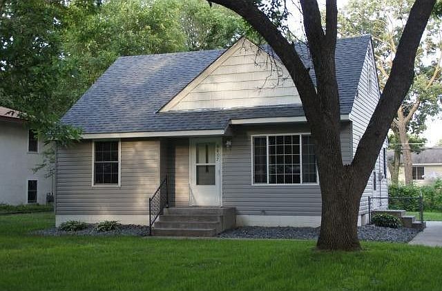 1st image of 8807 Van Buren St NE