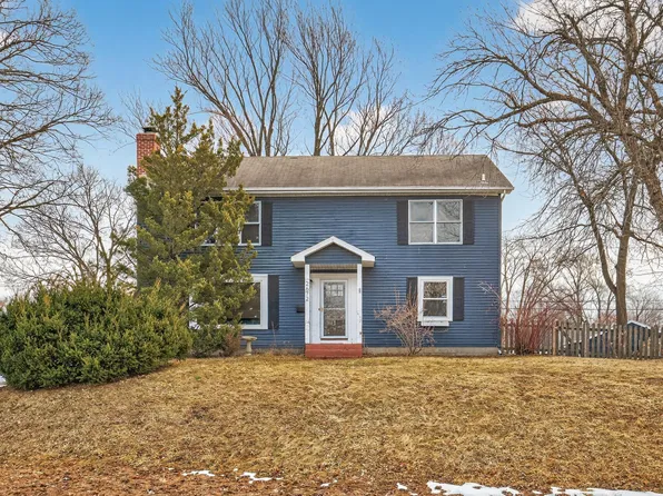 2672 Parkview Blvd, Robbinsdale, MN 55422