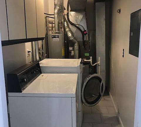 4th image of 38563 Wellington Dr