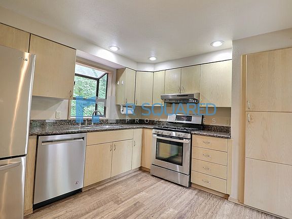 5th image of 10507 164th Ave NE #1