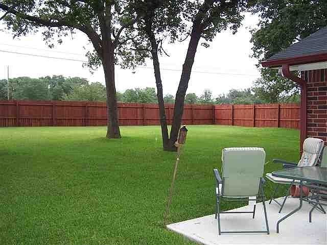 2nd image of 4713 Lakeview Dr