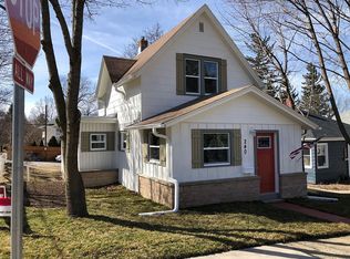 240 S Charles St, Waukesha, WI 53186