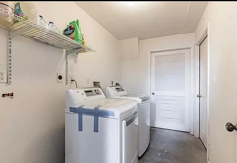 386 New St #2 — Photo 5