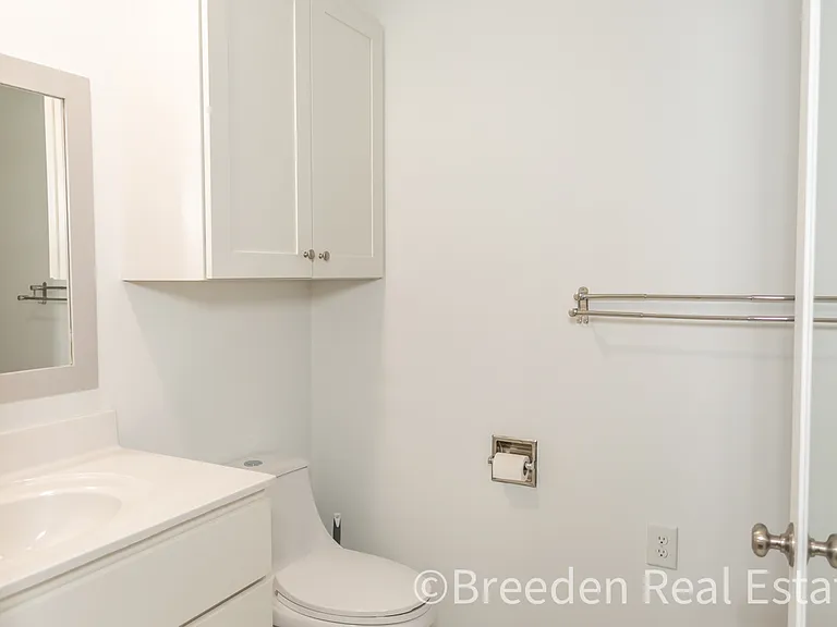 129 California St #1 — Photo 11