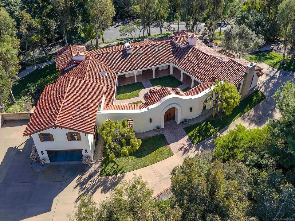 1st image of 5443 Calzada Del Bosque