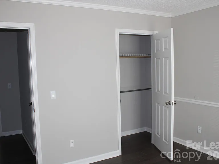 2212 Crosswinds Ct — Photo 20