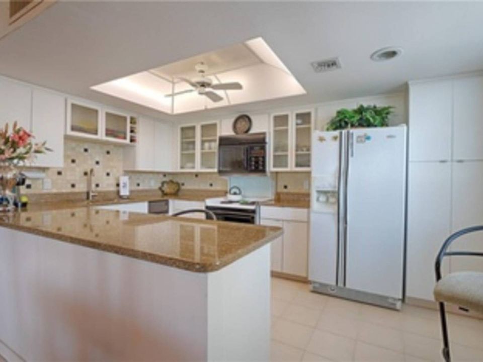 1st image of 220 Belleview Blvd APT 603