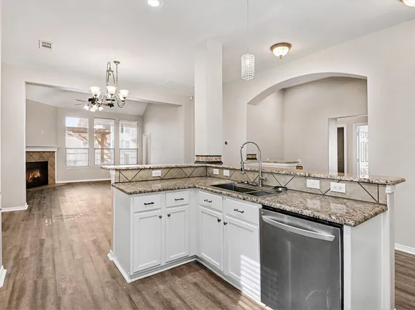 6109 Shad Dr, Fort Worth, TX 76179