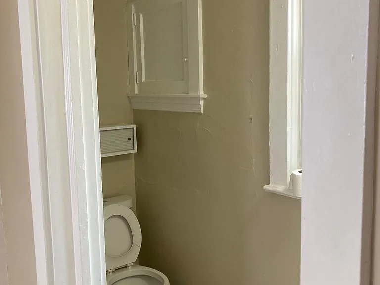 Bathroom Photo 2