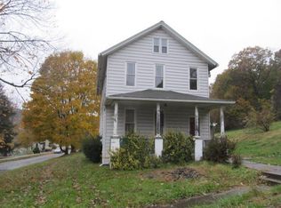 501 8th St, Emlenton, PA 16373