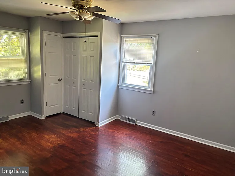 303 Overlook Ave — Photo 3