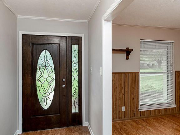 3rd image of 1145 Chatwood Dr