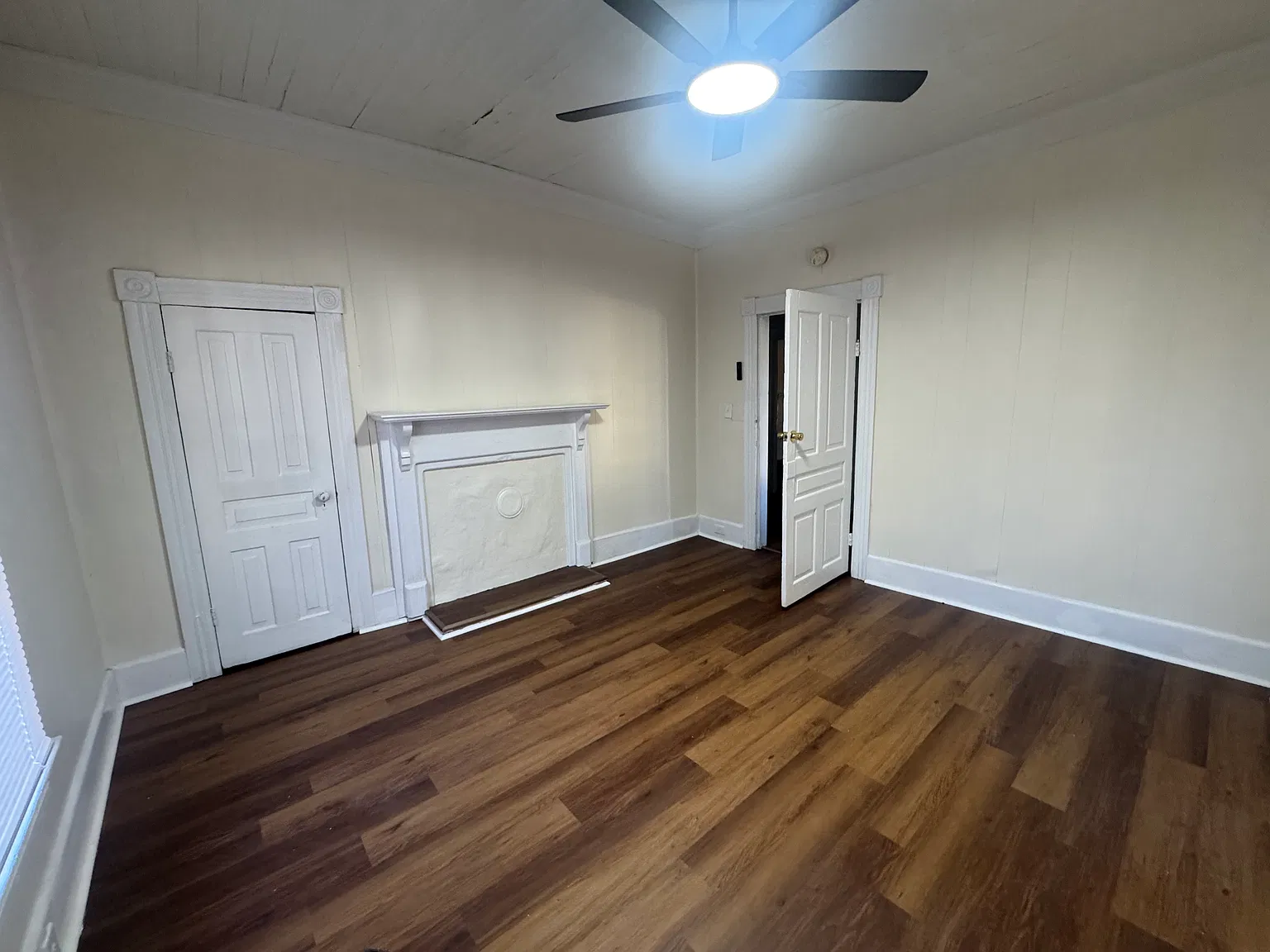 2 bed, 880 sqft, $900 — Photo 3