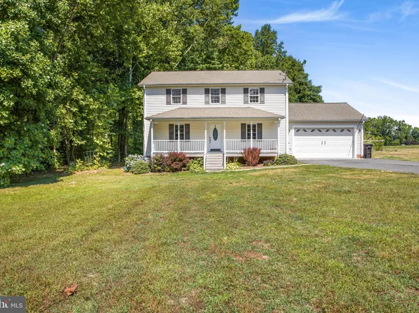 190 Barnes Creek Ct, Montross, VA 22520