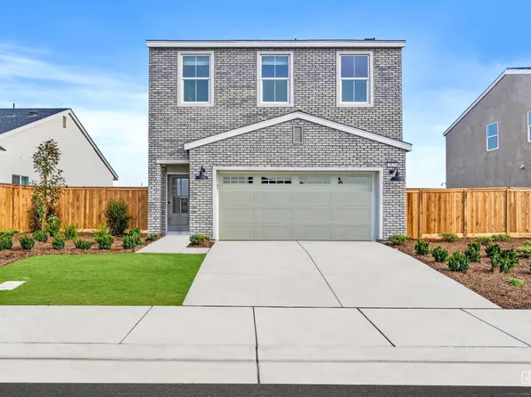 3826 Hickory Village Ln, Shafter, CA 93263