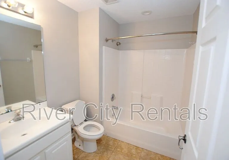 2628 Ashfield Ct — Photo 5