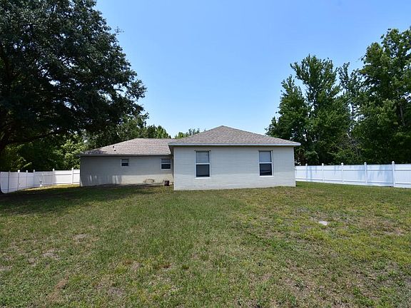 4th image of 632 Milan Dr