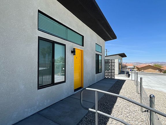 3rd image of 73449 Desert Trail Dr #4