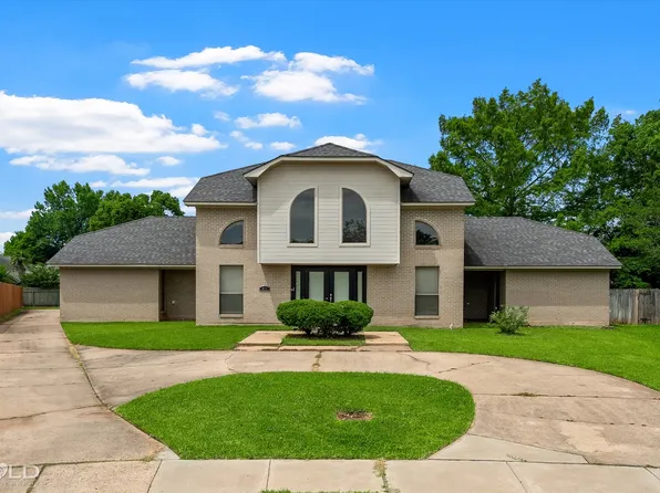 411 Ascot Ct, Bossier City, LA 71111
