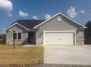 23 Angus Ln, Fairmont, WV 26554