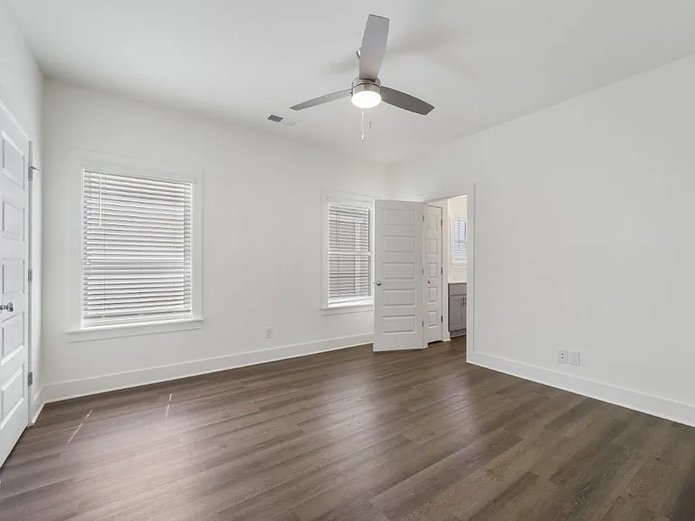 Turnberry Park Apartments and Homes — Photo 209