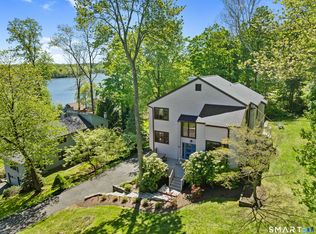 9 First Lane, Ridgefield, CT 06877