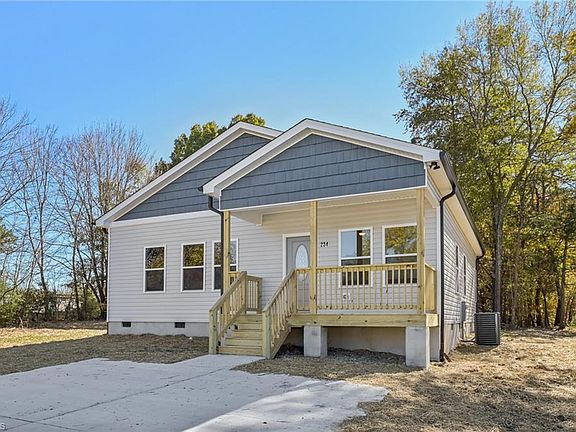 5th image of 234 Foster St