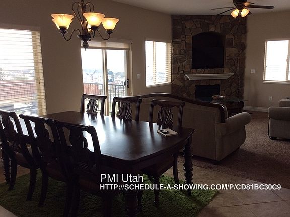 5th image of 2167 W Foxtrail Dr