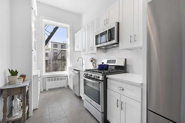 Rented by Compass | media 6