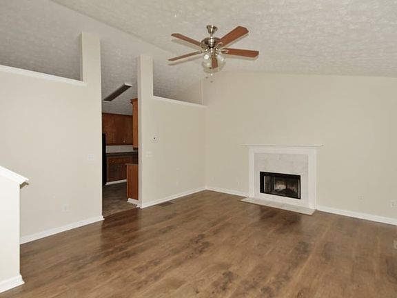 3rd image of 5084 Holly Hock Dr