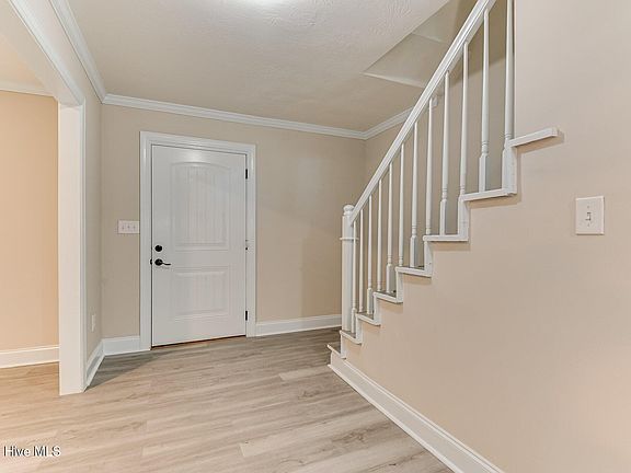 3rd image of 3419 Lewis Road