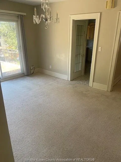 3 bed, 1000 sqft, $1,950 — Photo 3