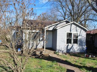 523 S Chestnut St, Harrison, AR 72601