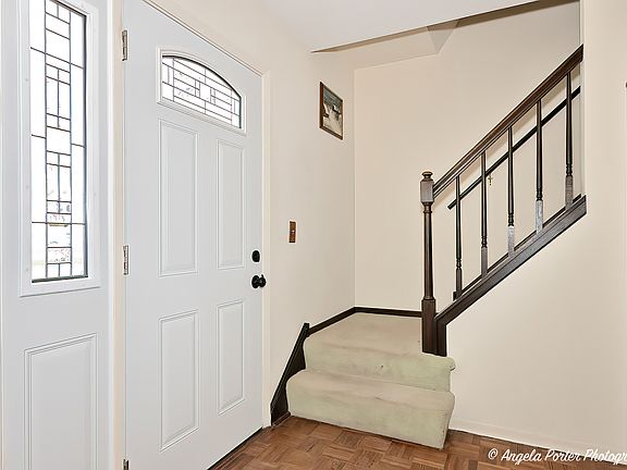 2nd image of 237 Annapolis Dr