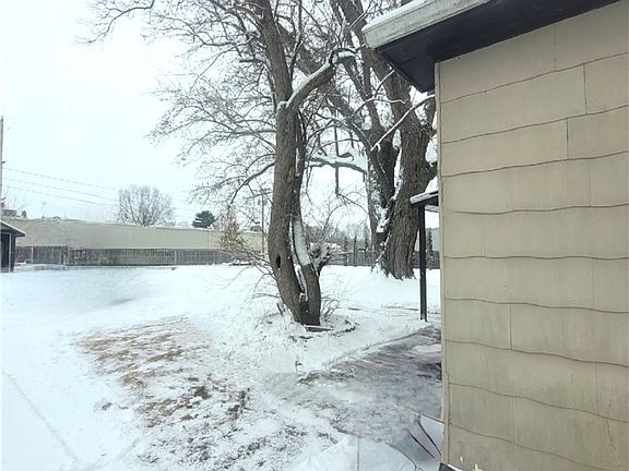5th image of 11 Hewett Street