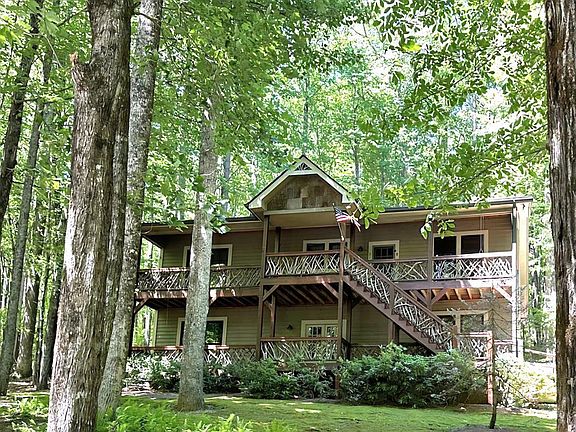 2nd image of 21 Wild Cherry Court