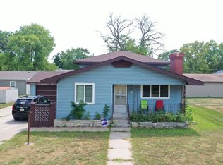 2405 6th St, Columbus, NE 68601