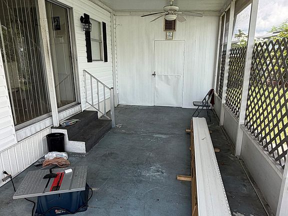 3rd image of 5251 SW 22ND Avenue
