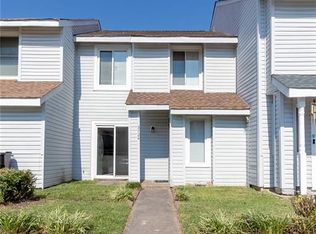 3724 Chimney Creek Dr, Virginia Beach, VA 23462