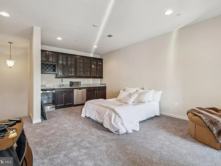 615 River Mist Dr — Photo 33