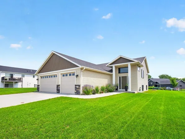 1102 14th Ave NW, Kasson, MN 55944