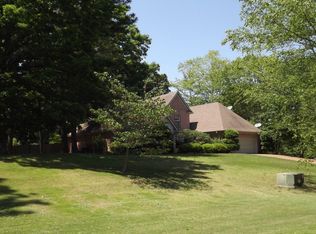 9806 Mosby Dr, Olive Branch, MS 38654