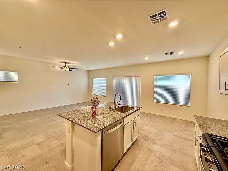 1085 Gentle Swan St — Photo 8