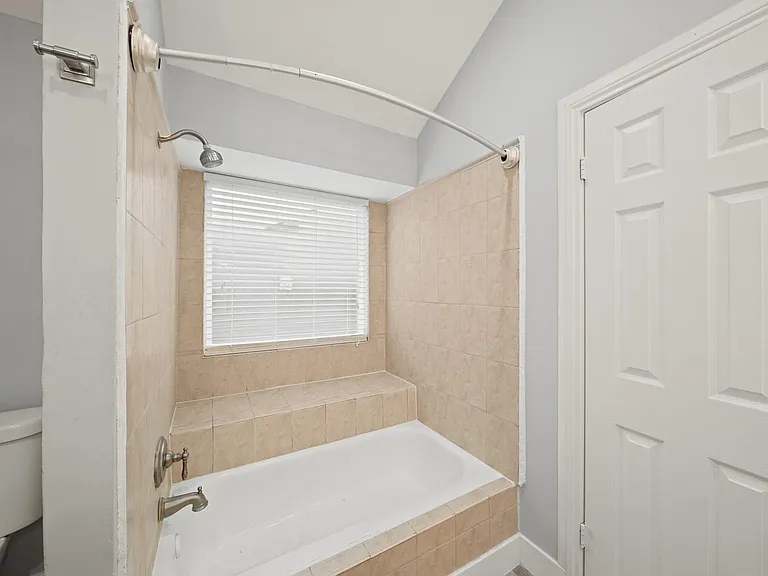 19211 Haystream Dr — Photo 23
