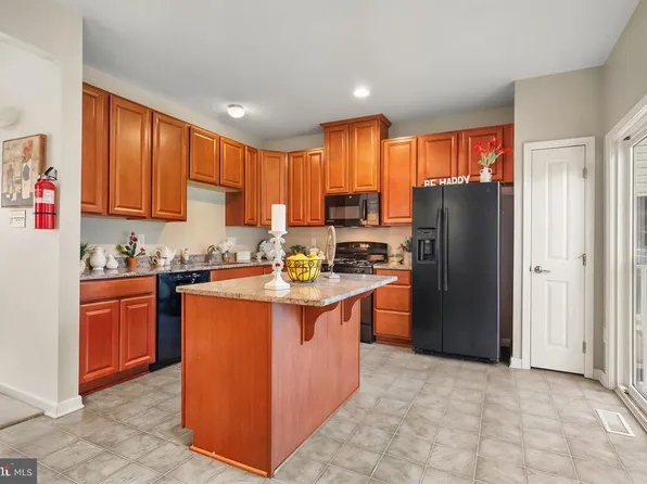 1607 Exposition Dr, Williamstown, NJ 08094